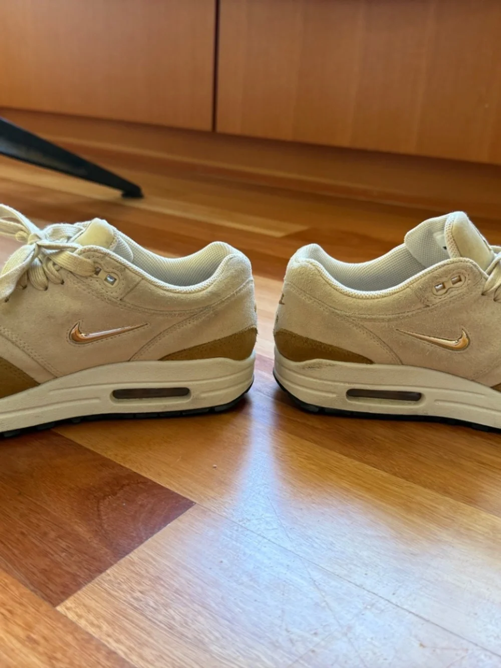 Nike these premium